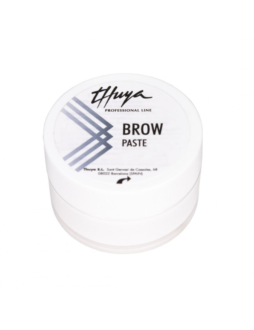 Close up billede af krukken med THUYA Brow Paste: Dobbeltfunktionel vegansk pasta til bryn