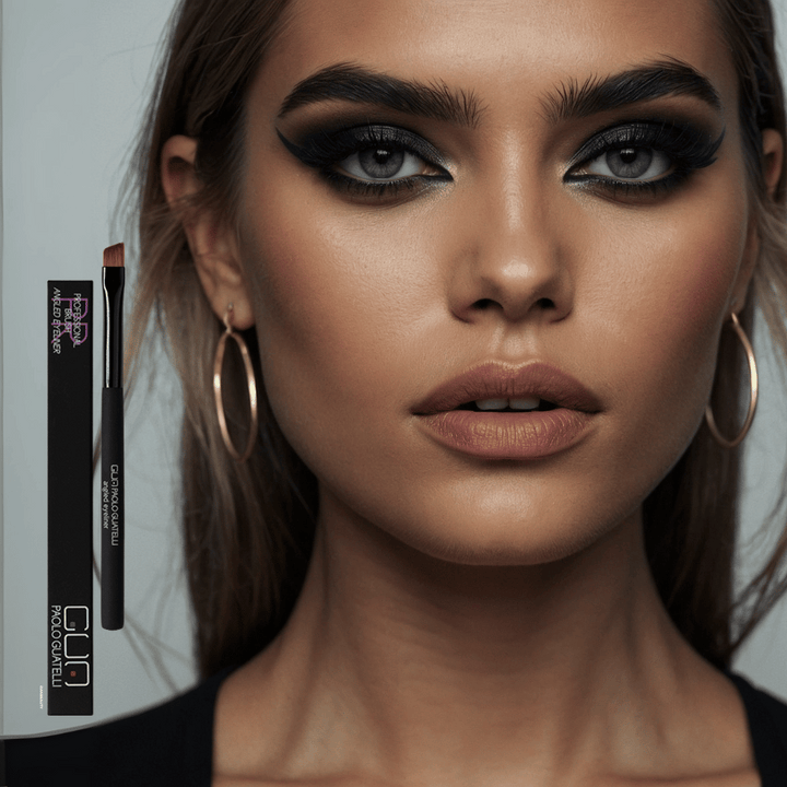 PAOLO GUATELLI ANGLED EYELINER BRUSH