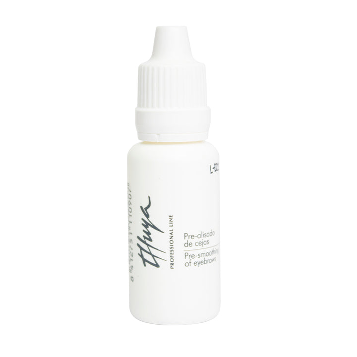 THUYA Pre-Smoothing Bryn: Vegansk Forberedelse til Lamination & Farve. Close up billede af flasken med det veganske indhol