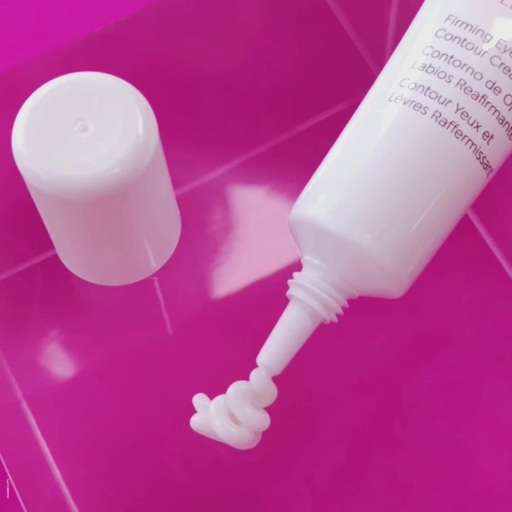 Videoen viser Ainhoa Vegan Collagen+ Eye Cream der presses ud og ind. En klinisk testet vegansk øjencreme for rynker, poser og mørke rander. Velegnet til daglig brug morgen og aften.