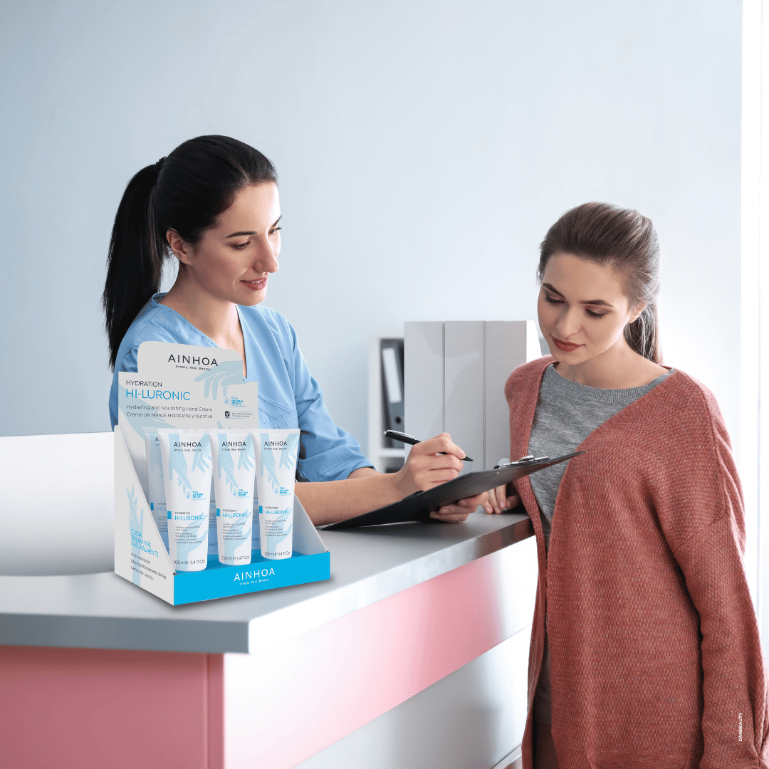 HI-LURONIC HYDRATING AND NOURISHING HAND CREAM DISPLAY