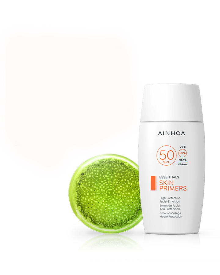 Billedet viser Plankton Glass Flower der er en planteingrediens i den veganske Ainhoa Skin Primers High Protection Facial Emulsion SPF50: Vegansk solcreme med SPF50 der beskytter mod UVA, UVB, blå lys og forurening. Let konsistens, oliefri.