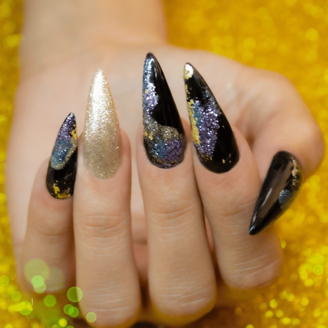 MISS GLITTER DRAMA QUEEN