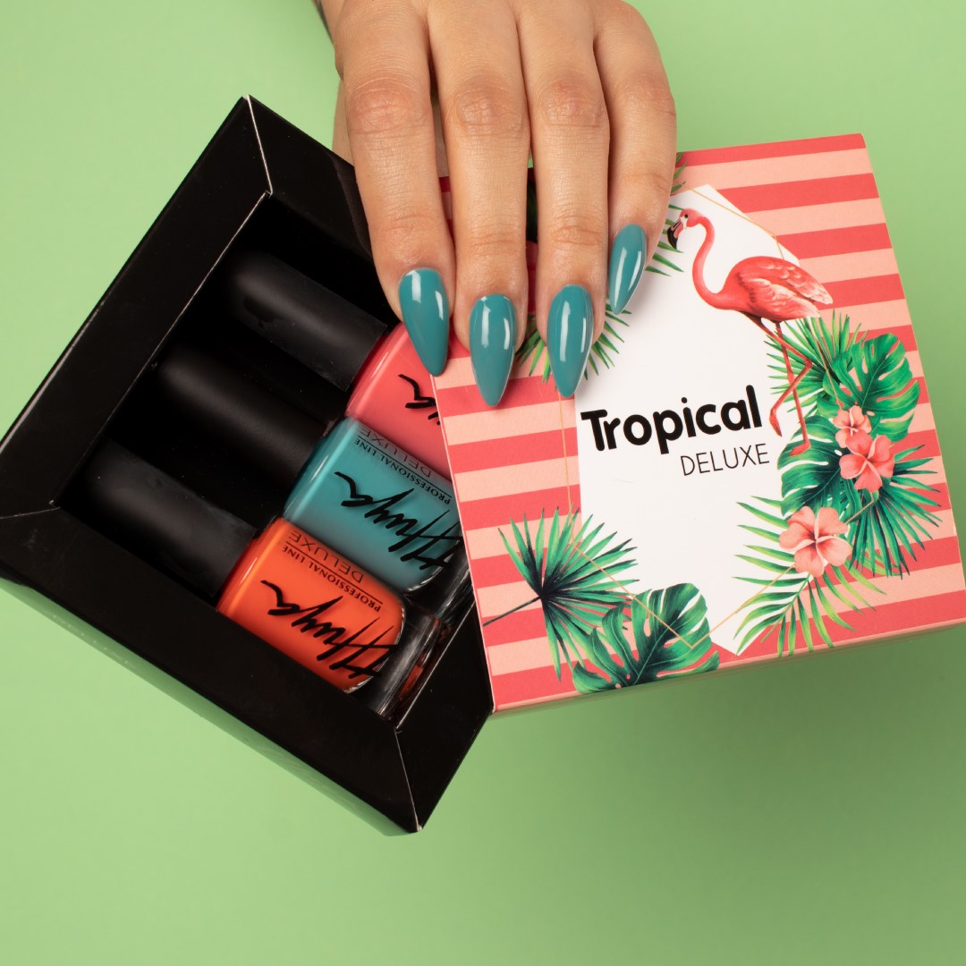 DELUXE TROPICAL NAIL POLISH KIT