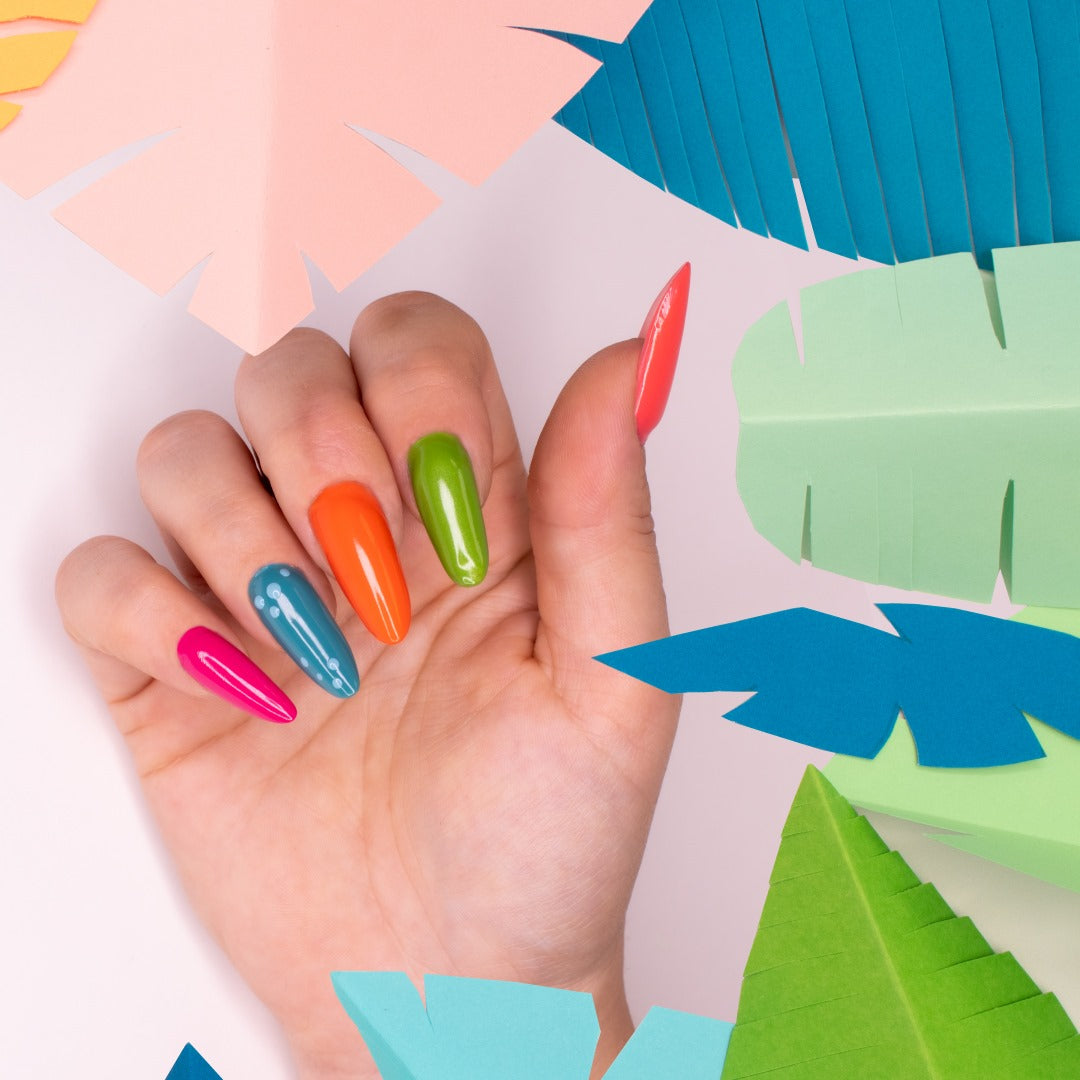 DELUXE TROPICAL NAIL POLISH KIT